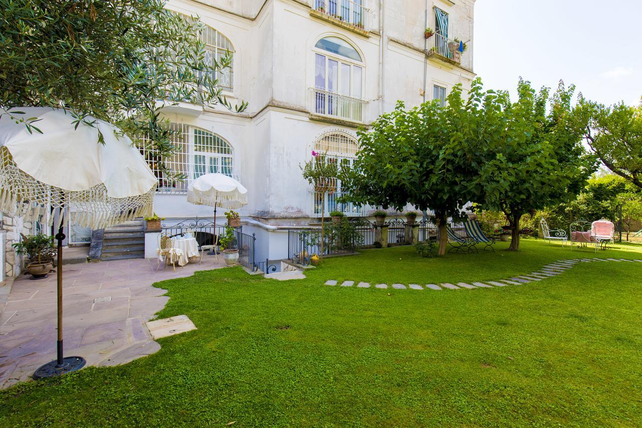 Bed and Breakfast Palazzo Cacace Relais Piano di Sorrento Exterior foto